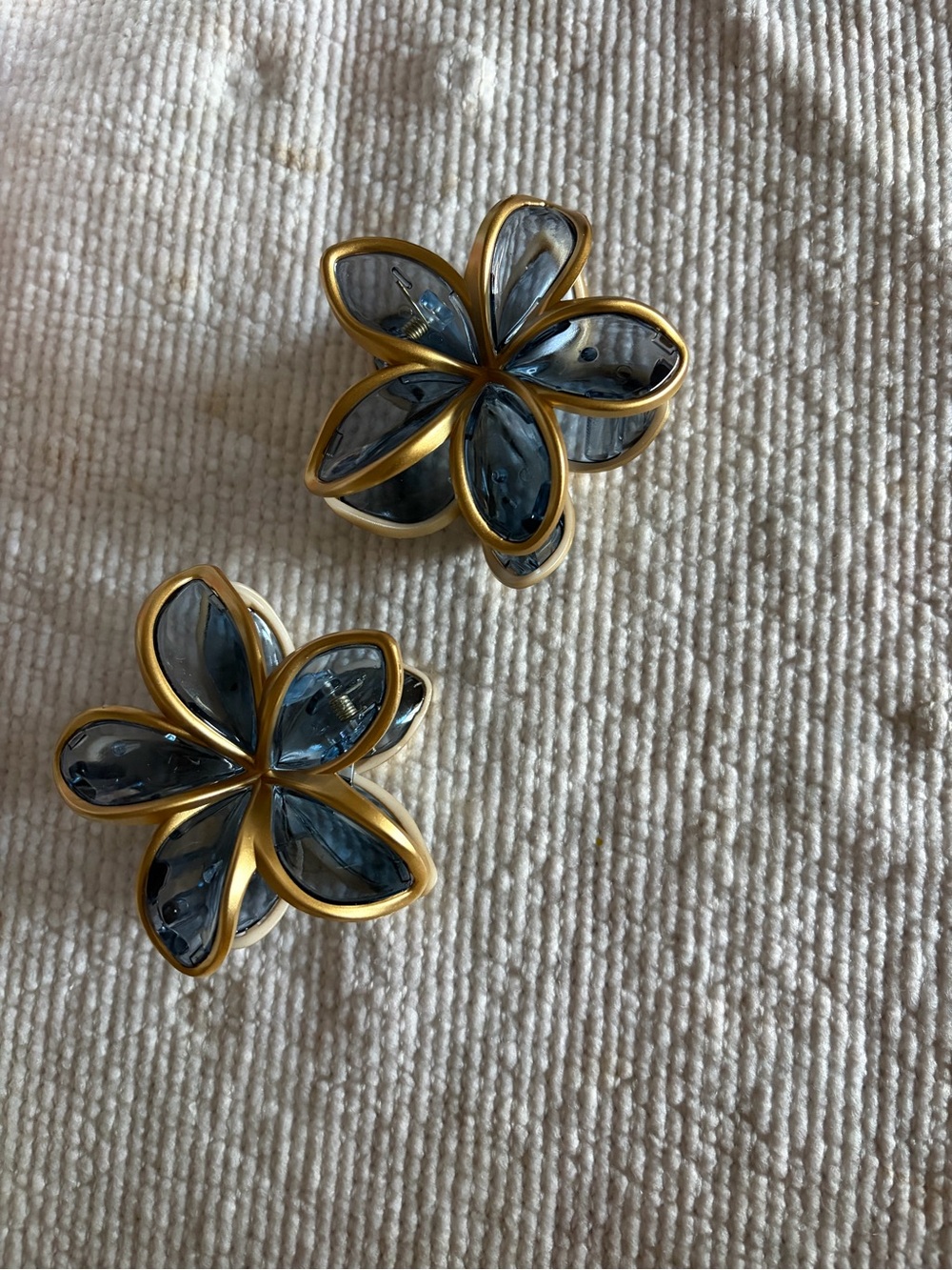 SHEIN Gold-Tone Blue Flower Set